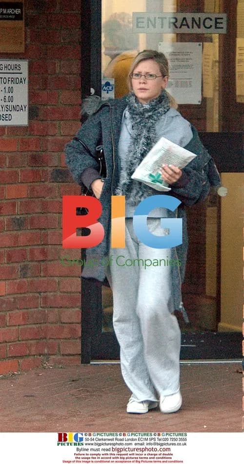 Suzanne Shaw leaves doctor's office