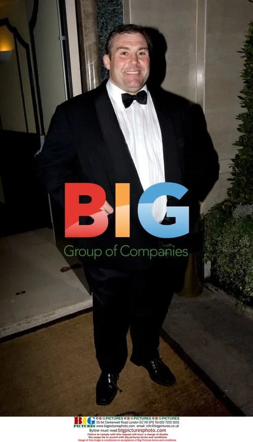 Jason Leonard leaving Claridges Hotel