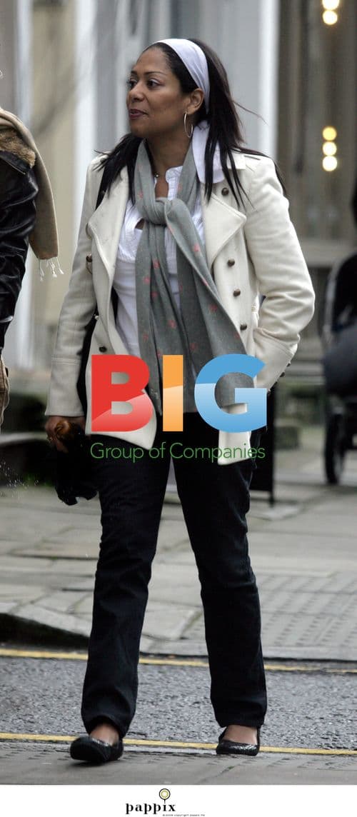 DJ Lisa I'Anson out shopping in London