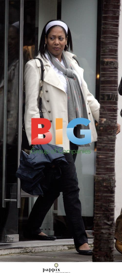 DJ Lisa I'Anson Shopping in London