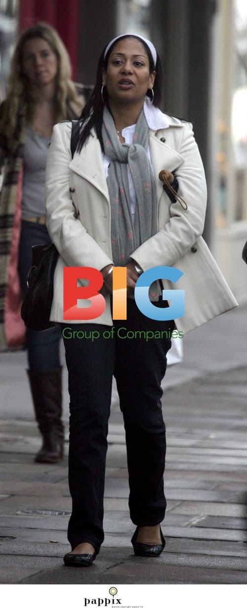 DJ Lisa I'Anson shopping in London