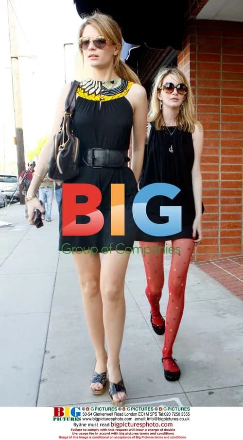 Mischa Barton and Sister Hania Lunch in West Hollywood