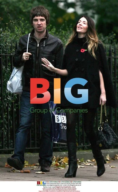 Noel Gallagher and Sara MacDonald Shopping