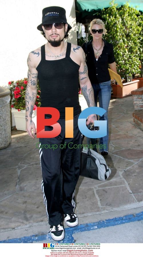 Dave Navarro and Tami Donaldson Lunch at Sunset Plaza