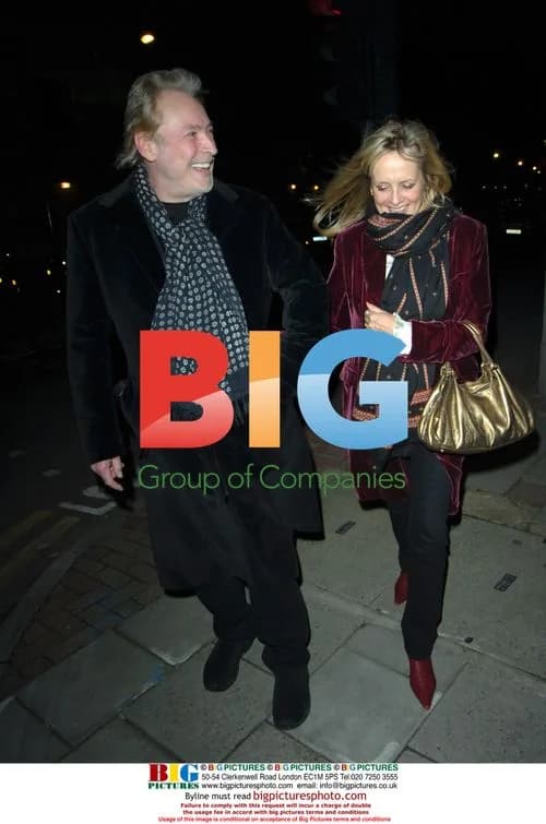 Twiggy and Leigh Lawson at 'The Entertainer' Press Night