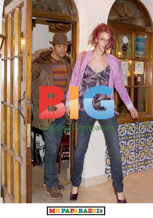 Joss Stone shops and dines in London