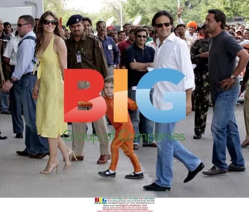 Liz Hurley and Arun Nayar at Jodhpur Airport