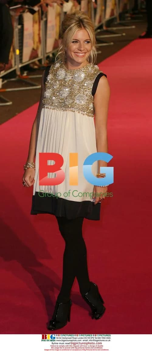 Sienna Miller at 'Factory Girl' Premiere