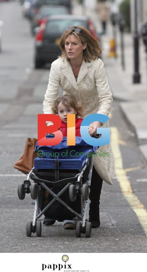 Andrea Catherwood shopping for shoes