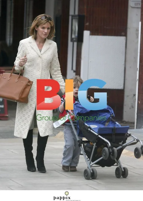 Andrea Catherwood Shopping for Shoes