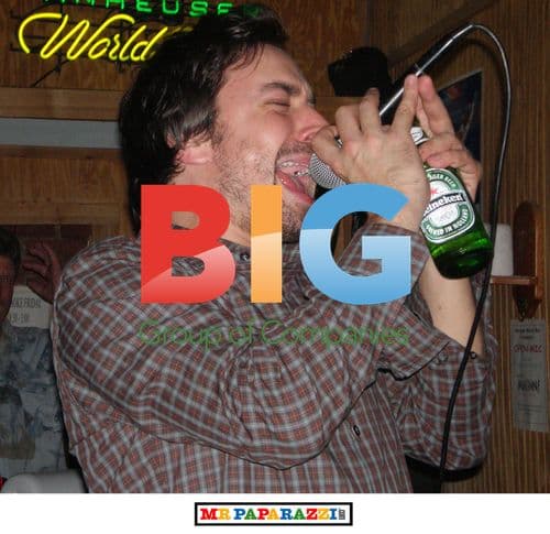 Jimmy Fallon Singing at Mangos Kareoke Bar