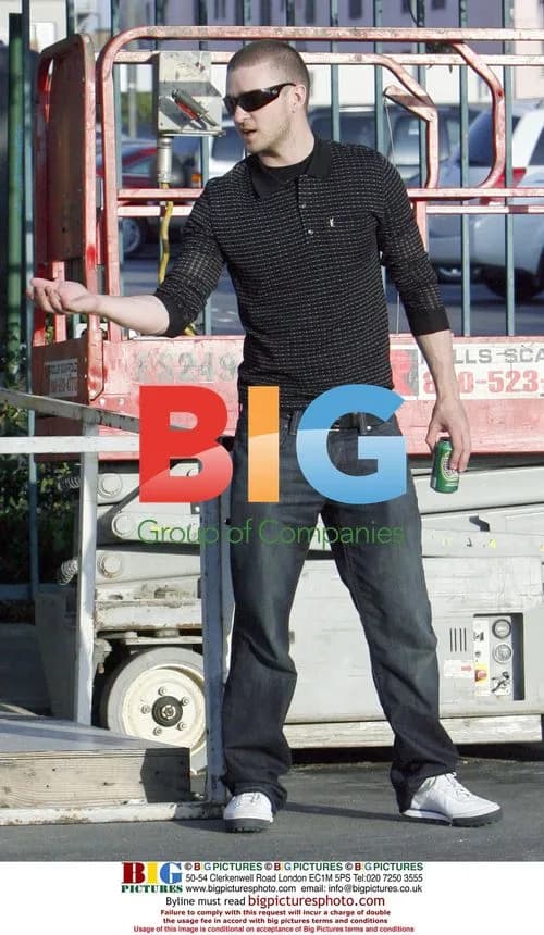 Justin Timberlake Running Errands in Beverly Hills