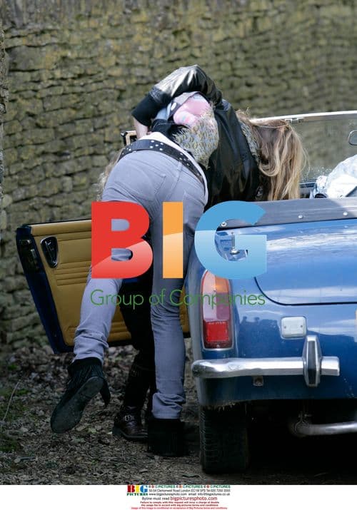 Kate Moss and Lila Visit Neighbor