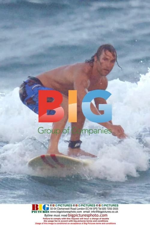 Matthew McConaughey surfs in Queensland