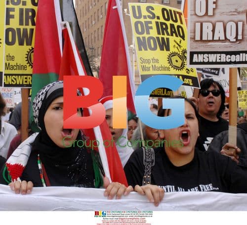 Anti-war protest in Hollywood, LA