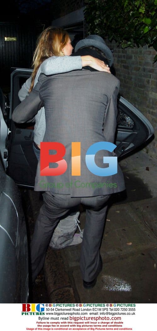 Kate Moss and Pete Doherty visit clinic