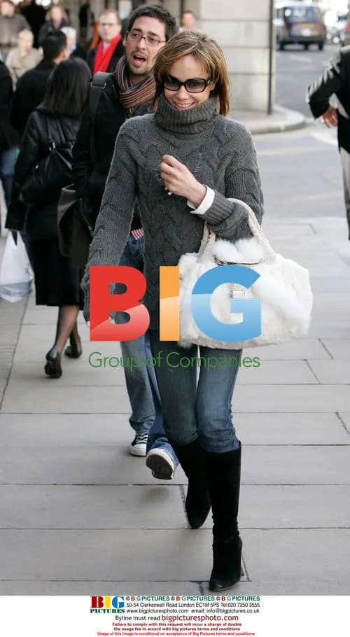 Tara Palmer Tomkinson and DJ Colin Murray Shopping