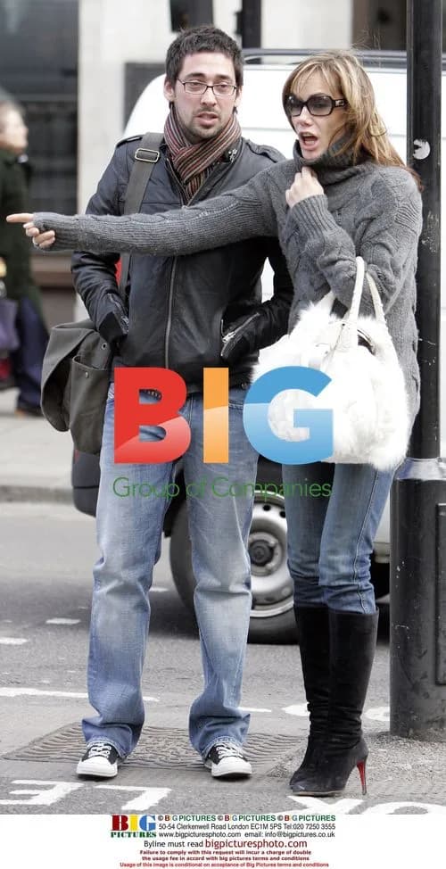 Tara Palmer Tomkinson and Colin Murray Shopping