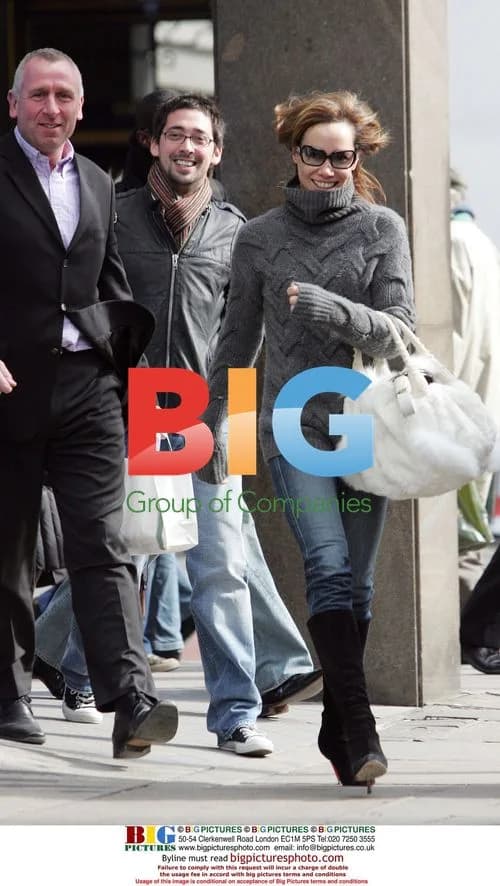 Tara Palmer Tomkinson and Colin Murray Shopping