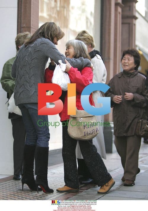 Tara Palmer Tomkinson shopping in Chanel