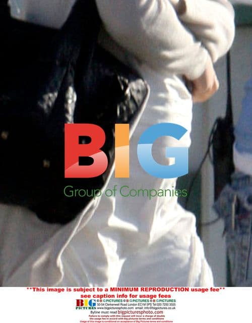 Gwyneth Paltrow Leaves 'Dirty Tricks' Set with Robert Downey Jr.