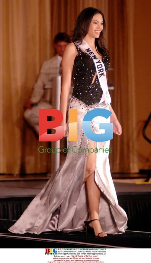 Miss USA 2007 hopefuls on stage