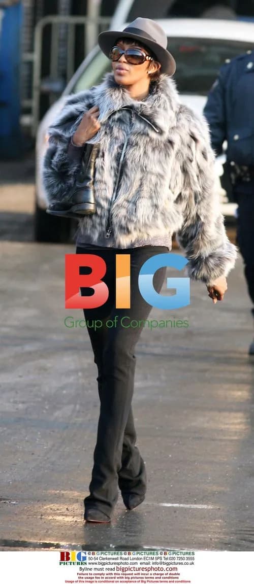 Naomi Campbell Reports for Community Service