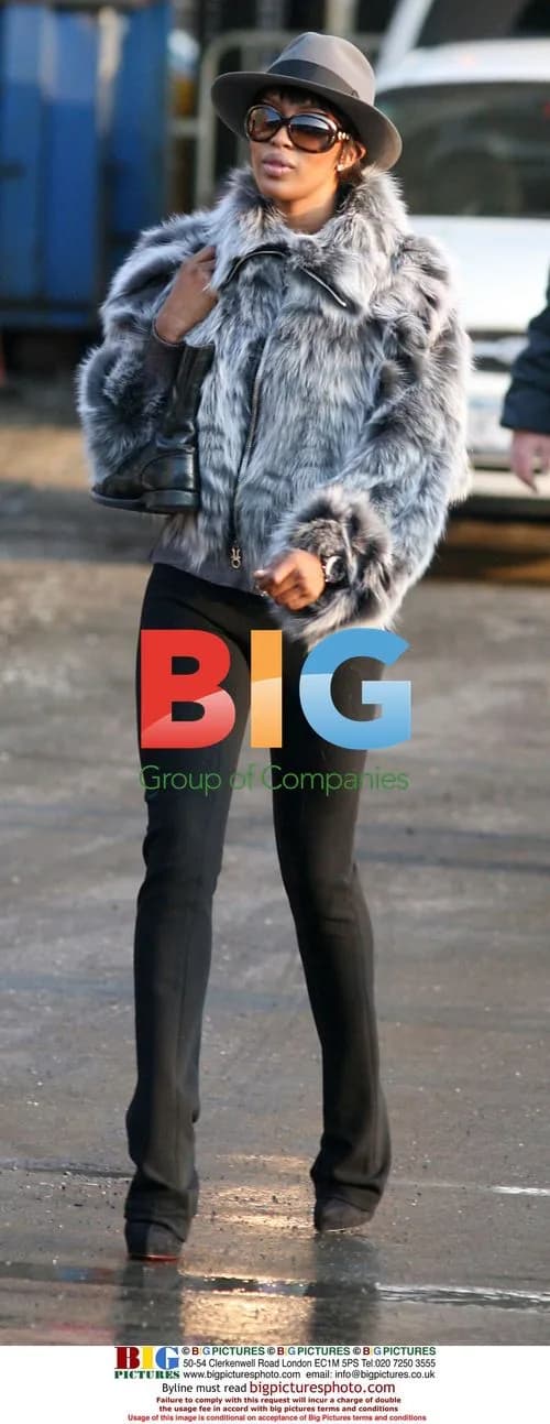 Naomi Campbell Reports for Community Service