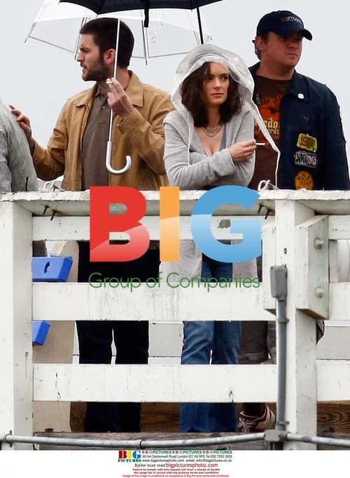 Winona Ryder and Wes Bentley on set of 'The Last Word'