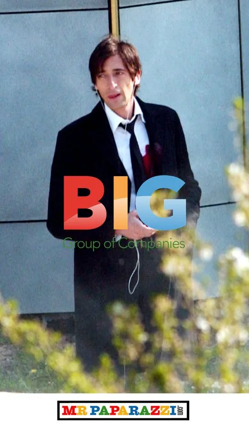 Adrien Brody on set of 'The Brothers Bloom'
