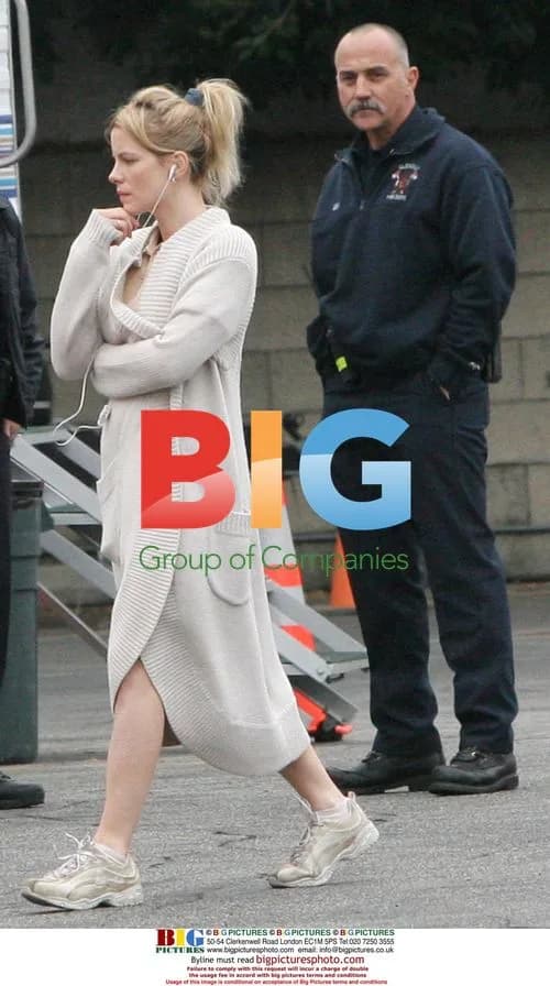 Kate Beckinsale, Forest Whitaker and Dakota Fanning on Winged Creatures set