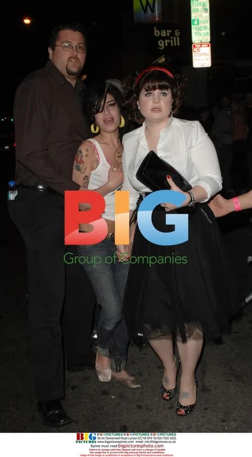 Amy Winehouse and Kelly Osbourne Leaving Roxy's