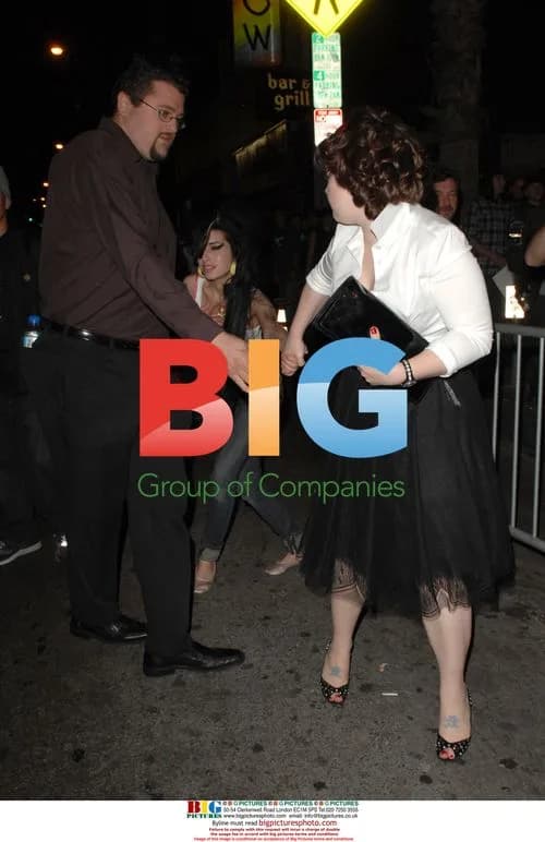 Amy Winehouse and Kelly Osbourne leaving Roxy's