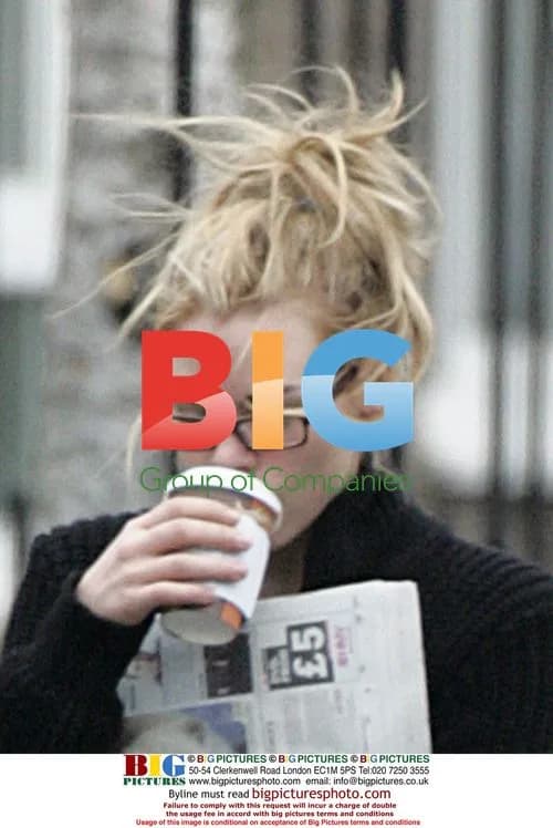 Billie Piper & Laurence Fox get coffee in London