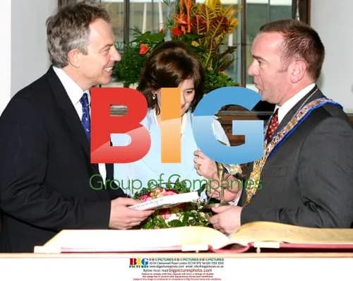 PM Tony Blair visits Osnabrück
