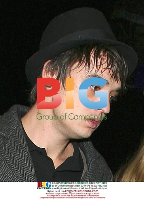 Kate Moss and Pete Doherty Go to Cinema