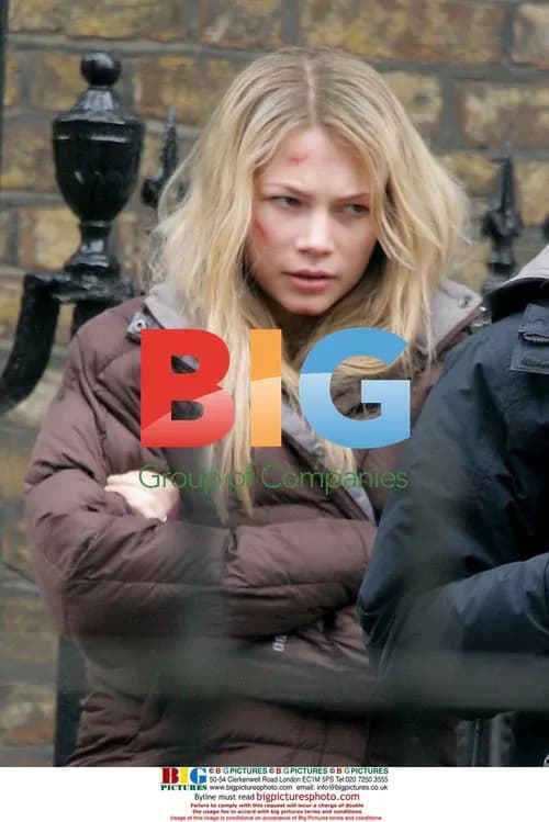 Michelle Williams on Incendiary set