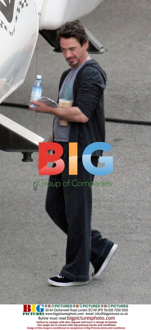 Robert Downey Jr. Filming 'Iron Man'