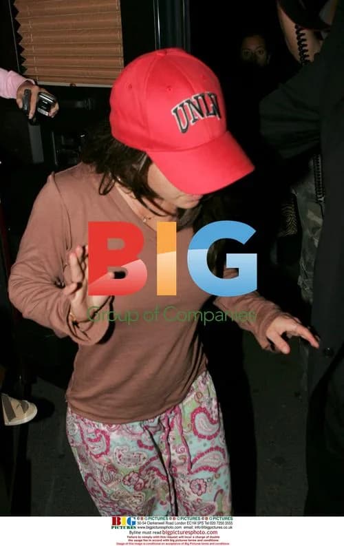 Britney Spears Causes Stir On Tour Bus