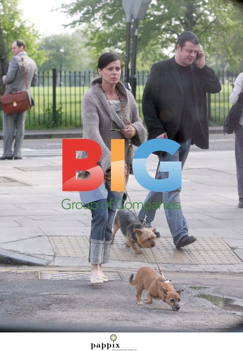 Lisa Stansfield with Puppy in London