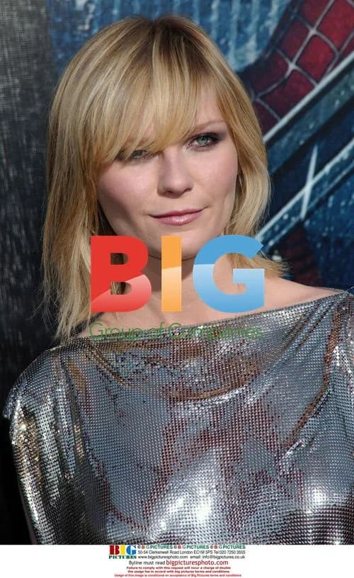 Kirsten Dunst attends 'Spiderman 3' premiere