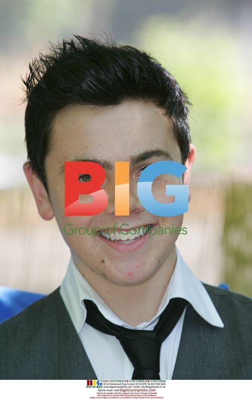 Celebrities Launch World Visions School Aid