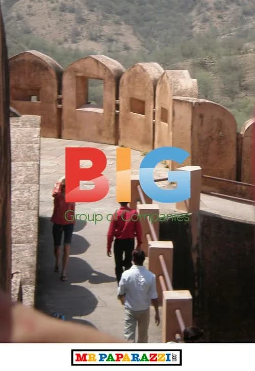 Jude Law and Kim Hersov in India