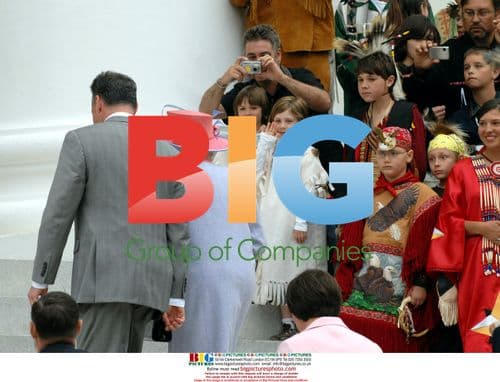Queen Elizabeth II Arrives at Virginia State Capitol