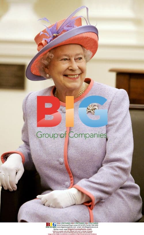 Queen Elizabeth II Visits Virginia School Children