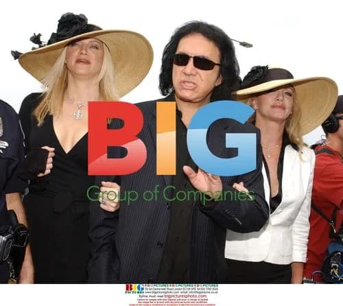 Gene Simmons, Shannon Tweed and Tracy Tweed at Kentucky Derby