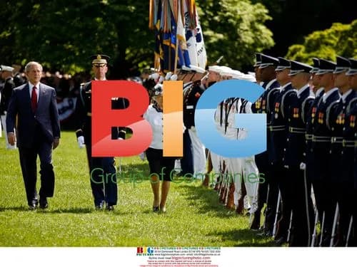 Queen Elizabeth II and President Bush