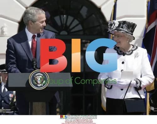 Bush and Queen Elizabeth II at White House