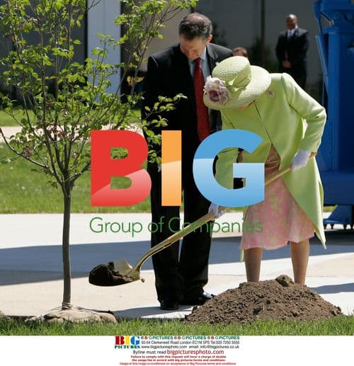 Queen Elizabeth II Visits NASA Goddard