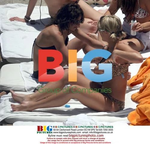 Gemma Atkinson and Friends Enjoy Miami Sunshine